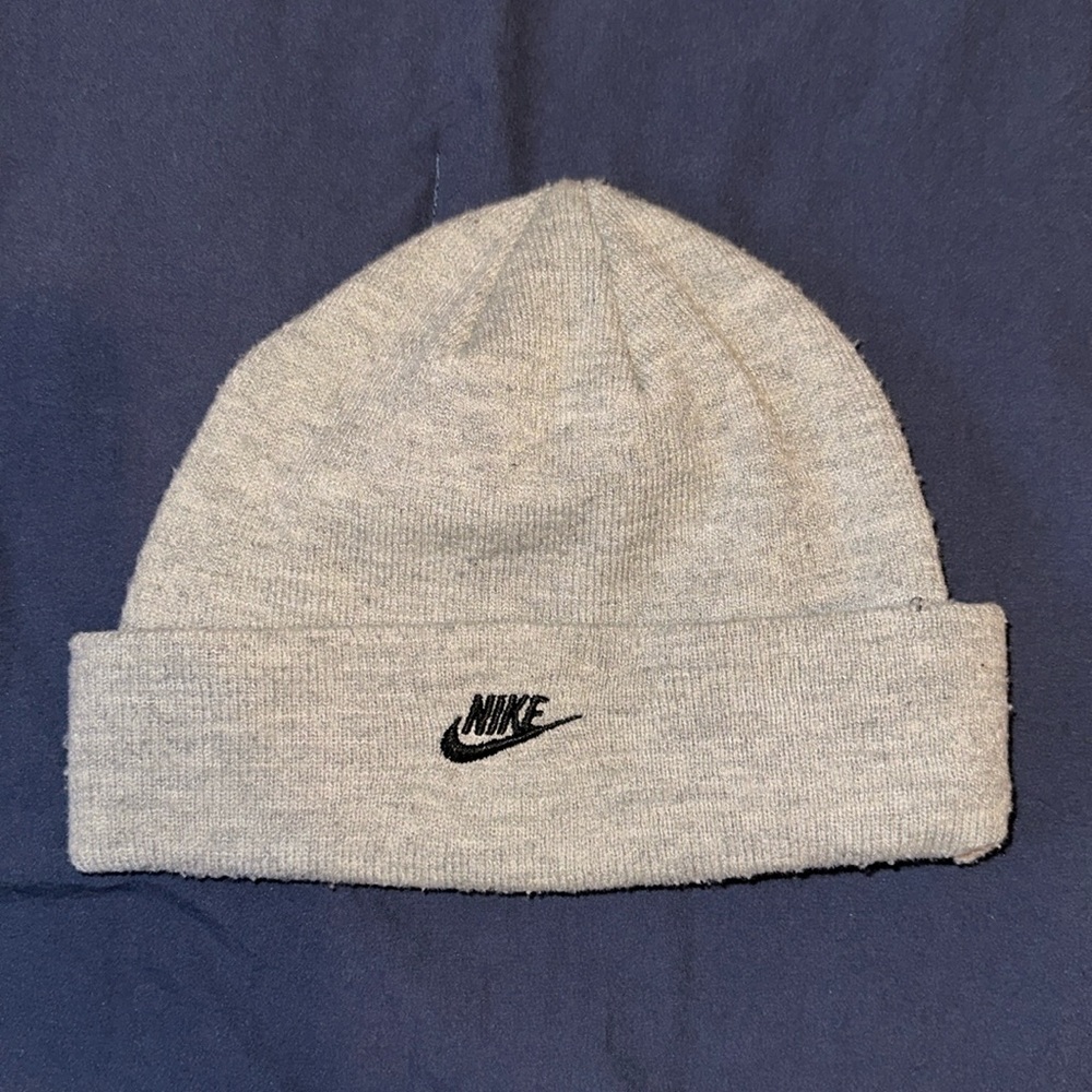 Nike Small Beanie Hat | Gray